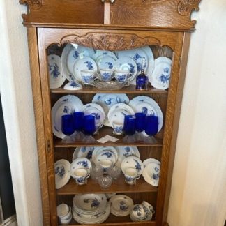 Quartersawn Oak Fancy Corner China Display Cabinet