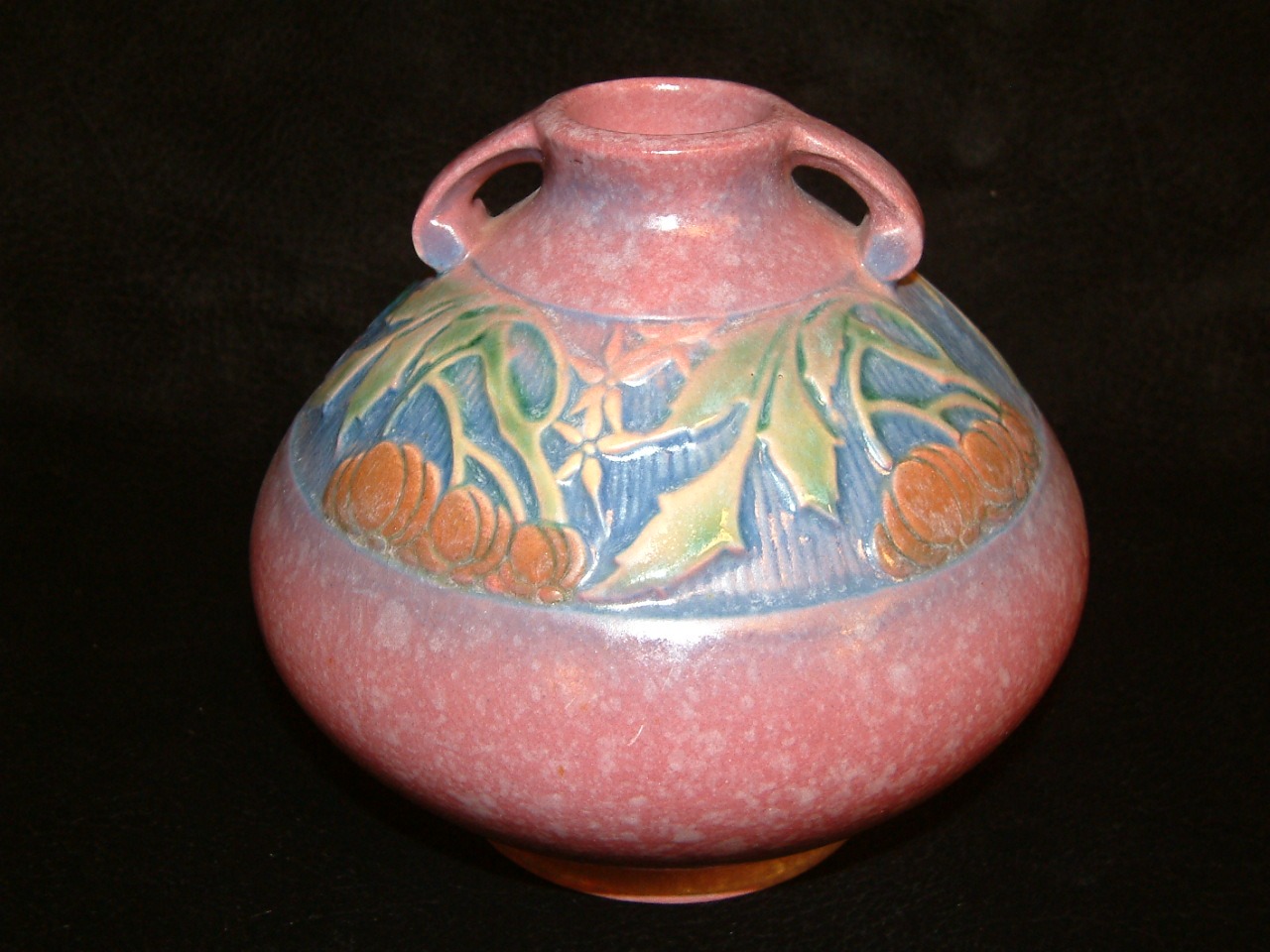 roseville baneda squat vase