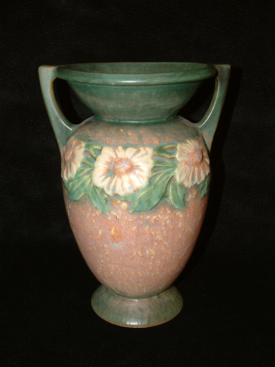 Roseville  Dahlrose
