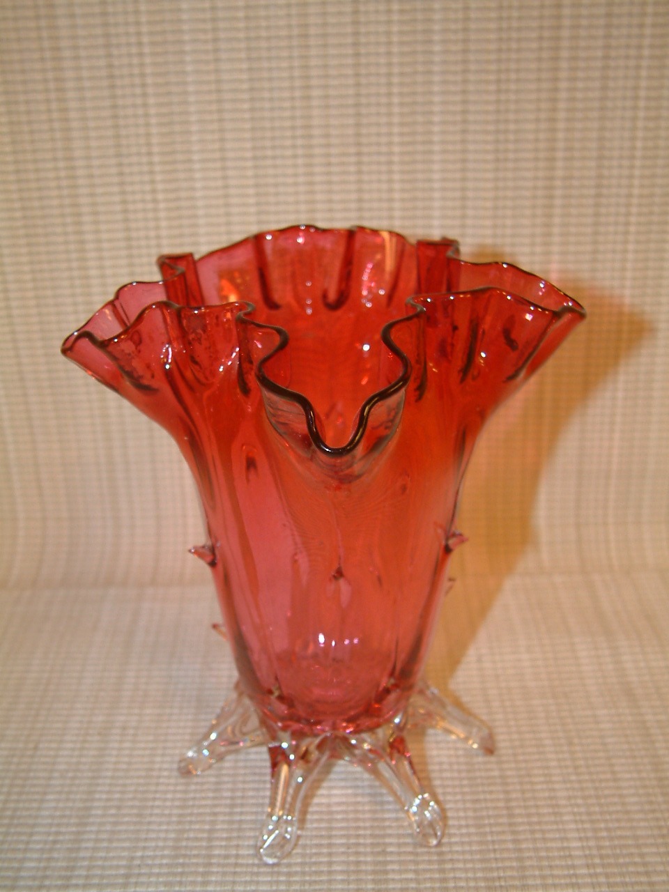 Cranberry Thorn Flared Vase