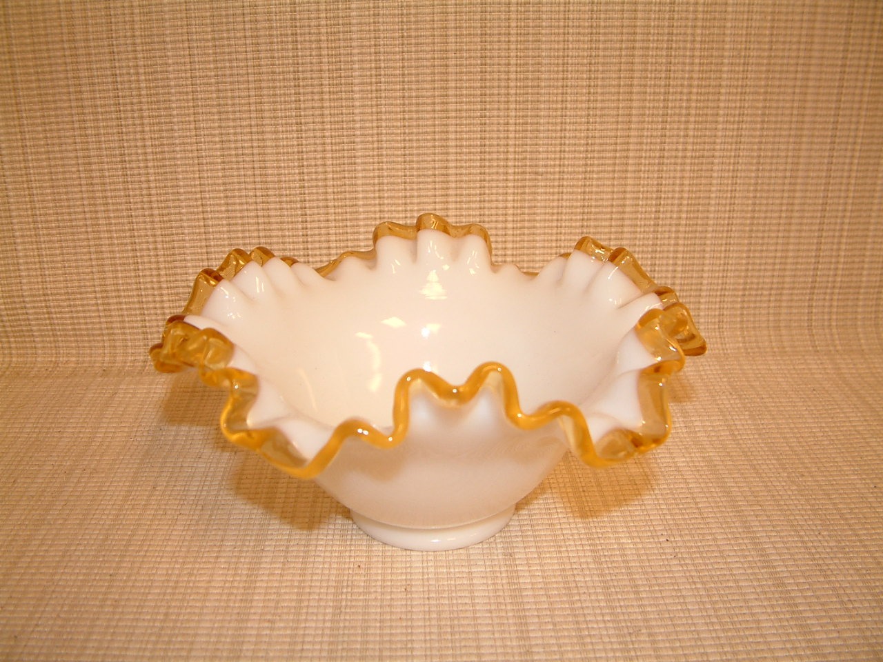 Fenton Gold Crest Bowl