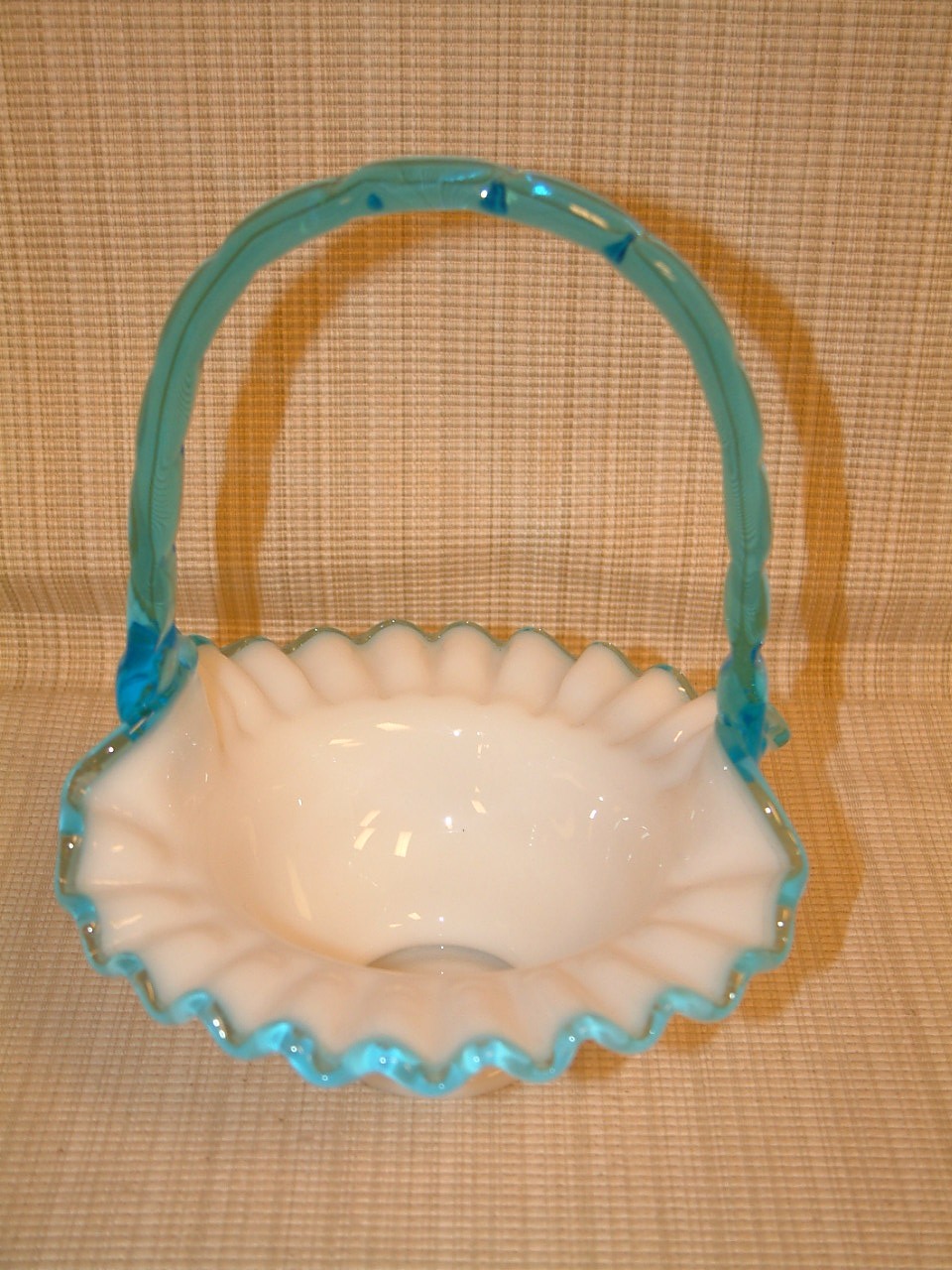 fenton aqua crest ruffled rim basket