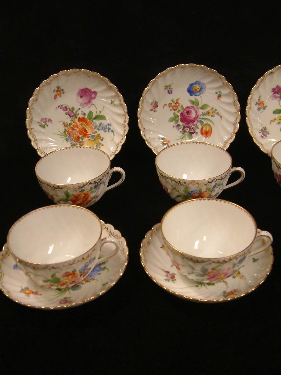 Dresden Richard Klemm 8 Cups / Saucers – Salado Creek Antiques